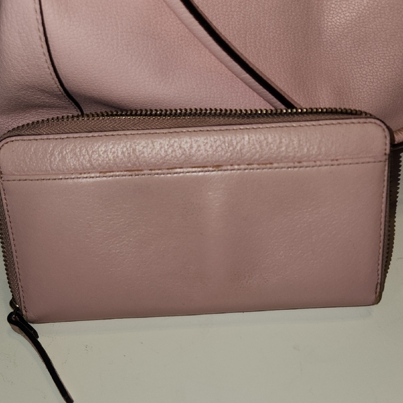 Kate Spade Elegant Blush Pink Women's Leather Bag and Wallet Set - Picture 3 of 12